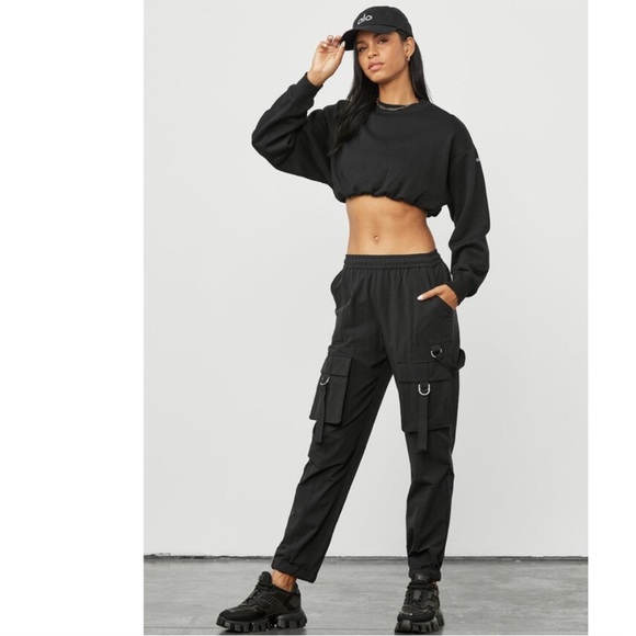 ALO Yoga Pants - Alo Yoga High-Waist City Wise Cargo Pant